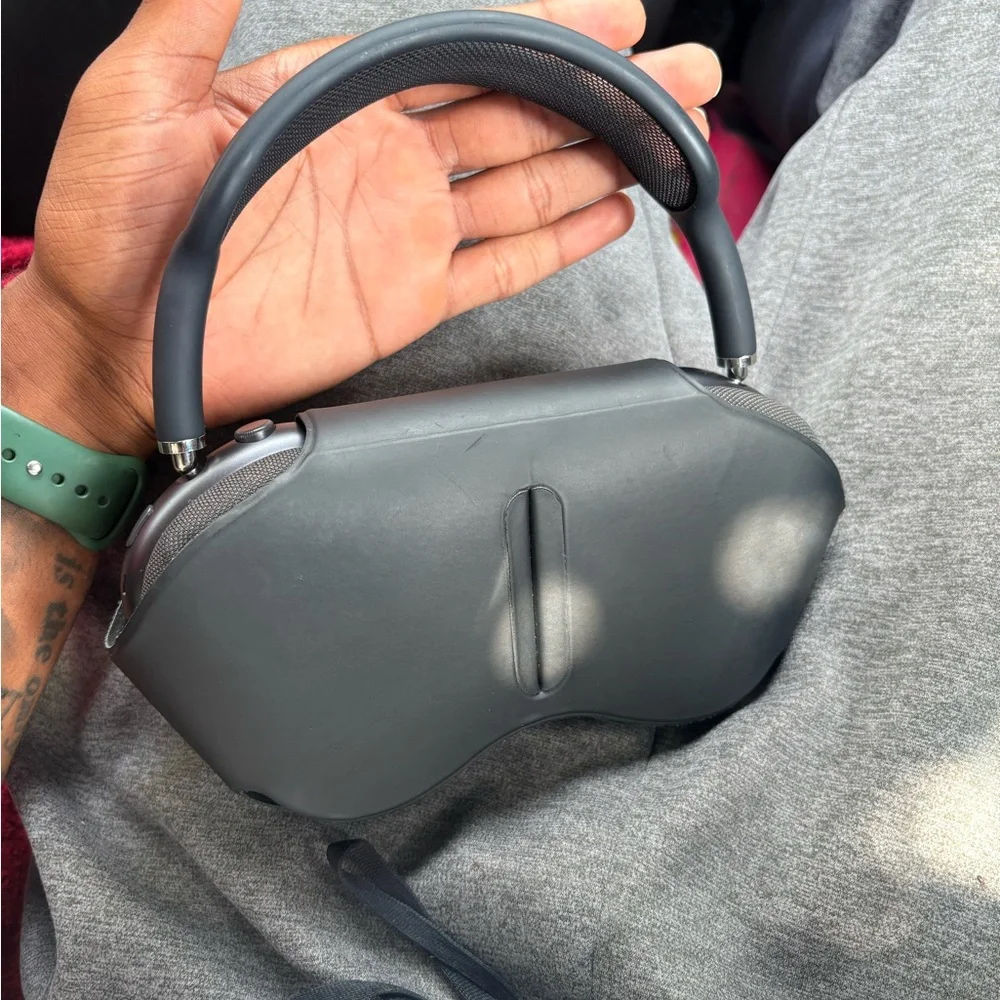 Apple AirPod max